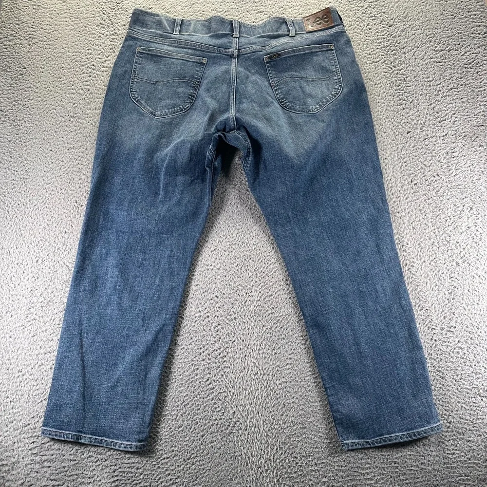 Lee Extreme Motion MVP Jeans Mens 42x30 Blue Cotton Denim Straight Faded Stretch